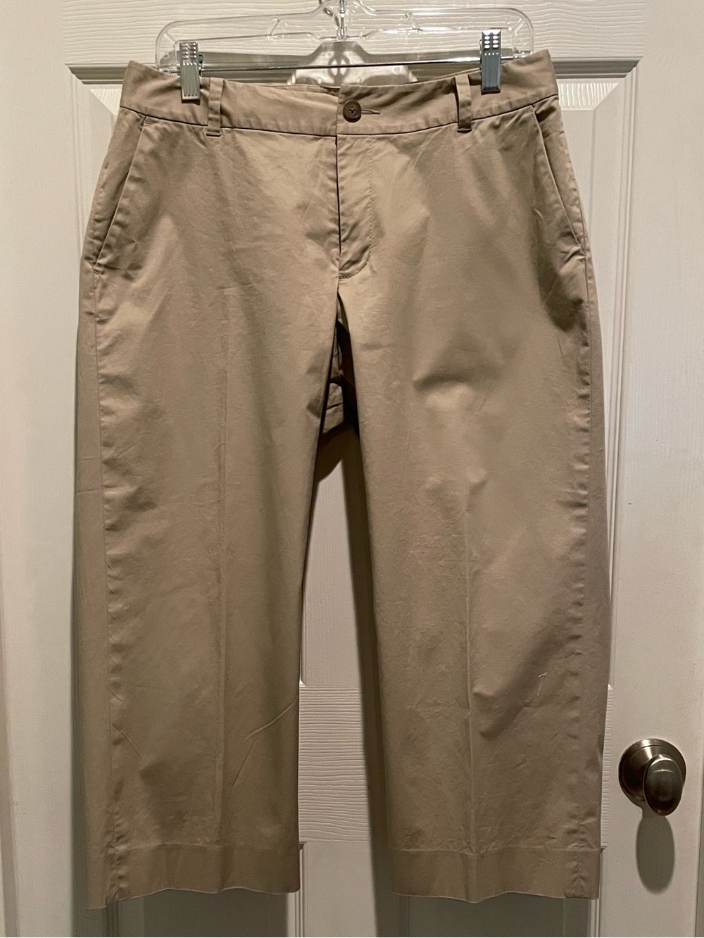 Women’s Banana Republic Cropped Ankle Pants in Khaki;sz 10 good condition